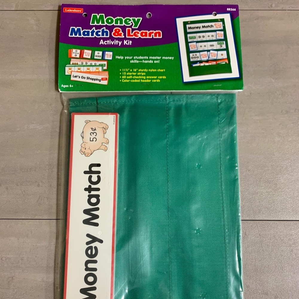 Money match and learn activity kit NWT